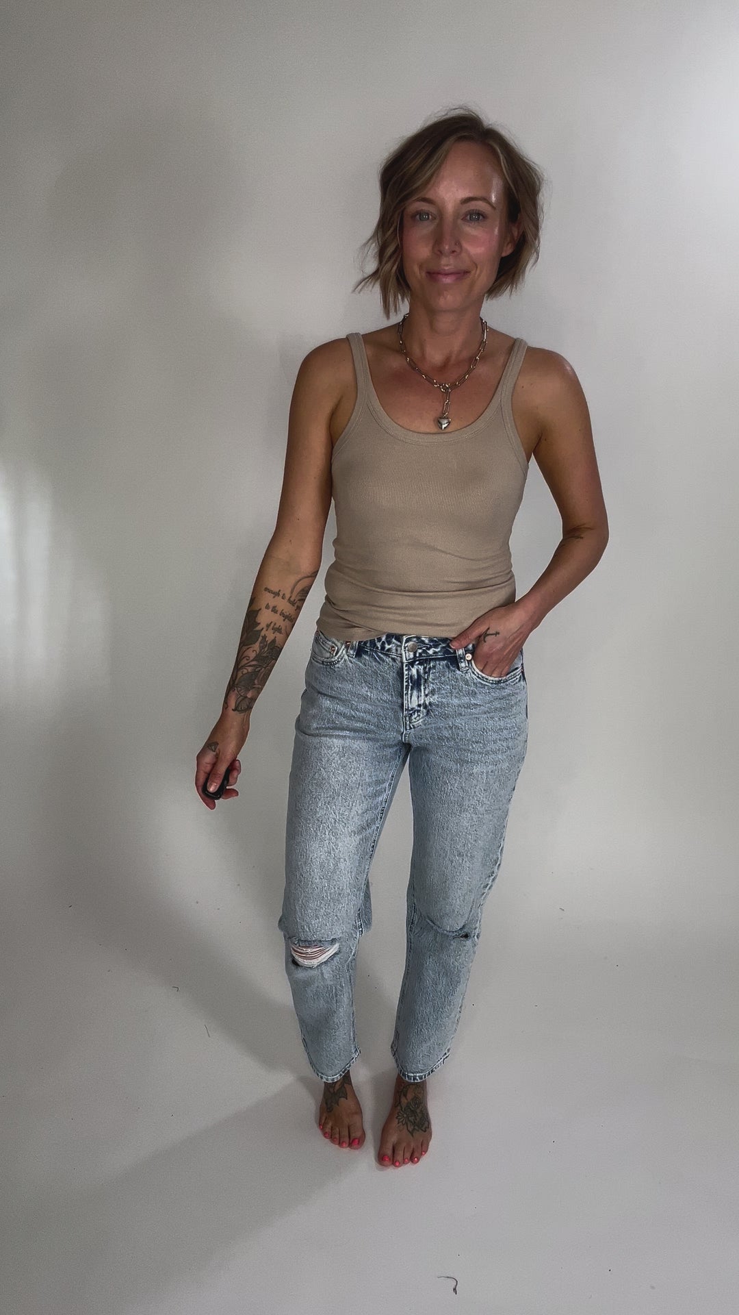 MICA Carissa High Rise Mom Jean- ACID LIGHT WASH-FINAL SALE *30+31*