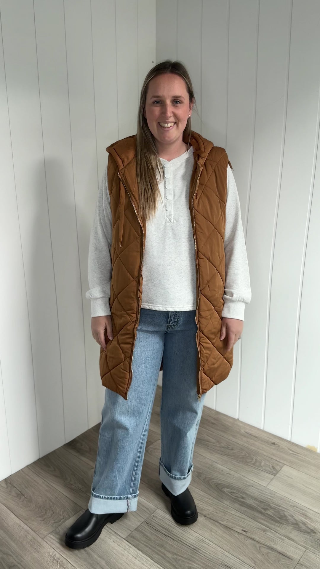 Gloria Quilted Long Puffer Hooded Vest- SPICY LATTE