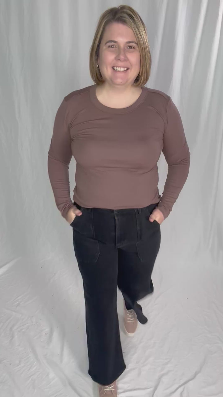 Samantha Round Neck- BROWN
