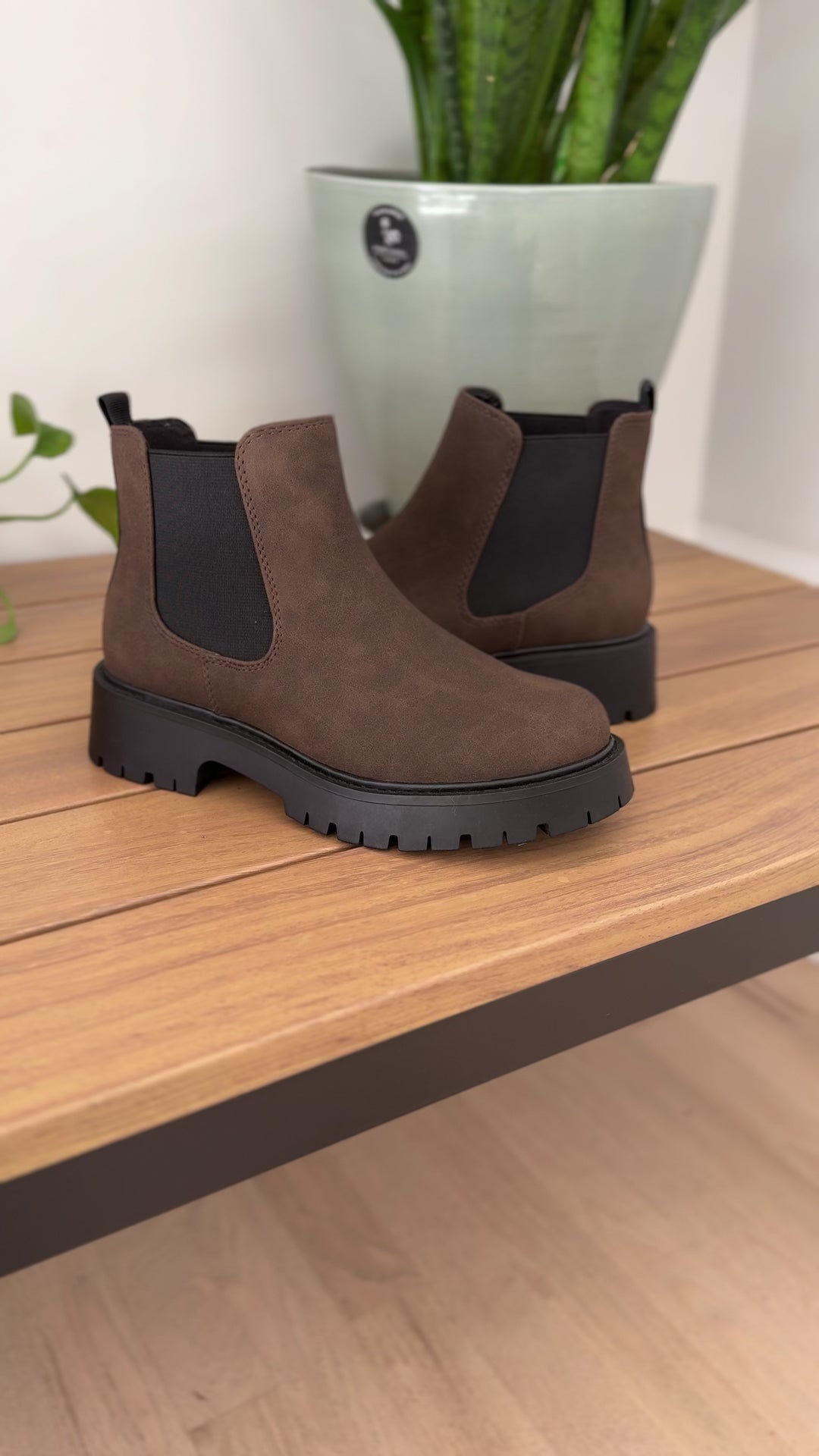 Hamid Boot- CHOCOLATE