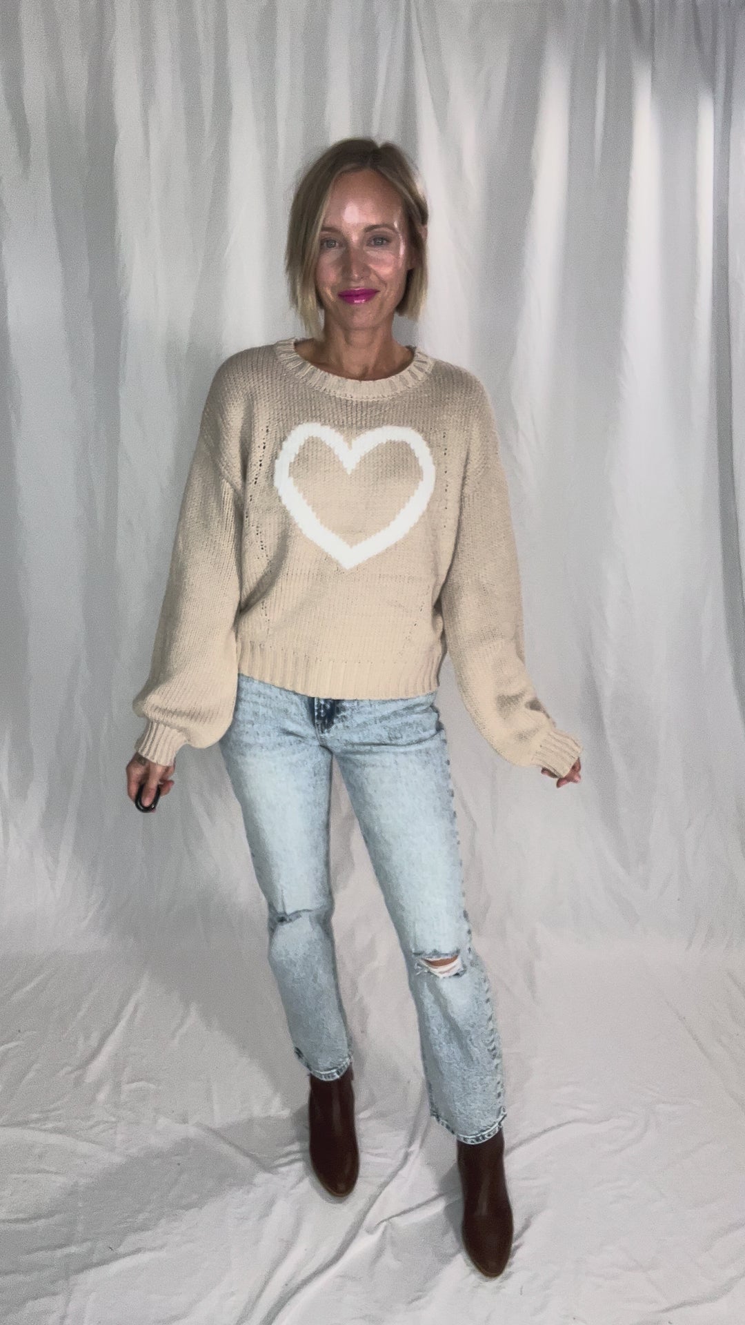 Vivienne Heart Sweater- BIEGE