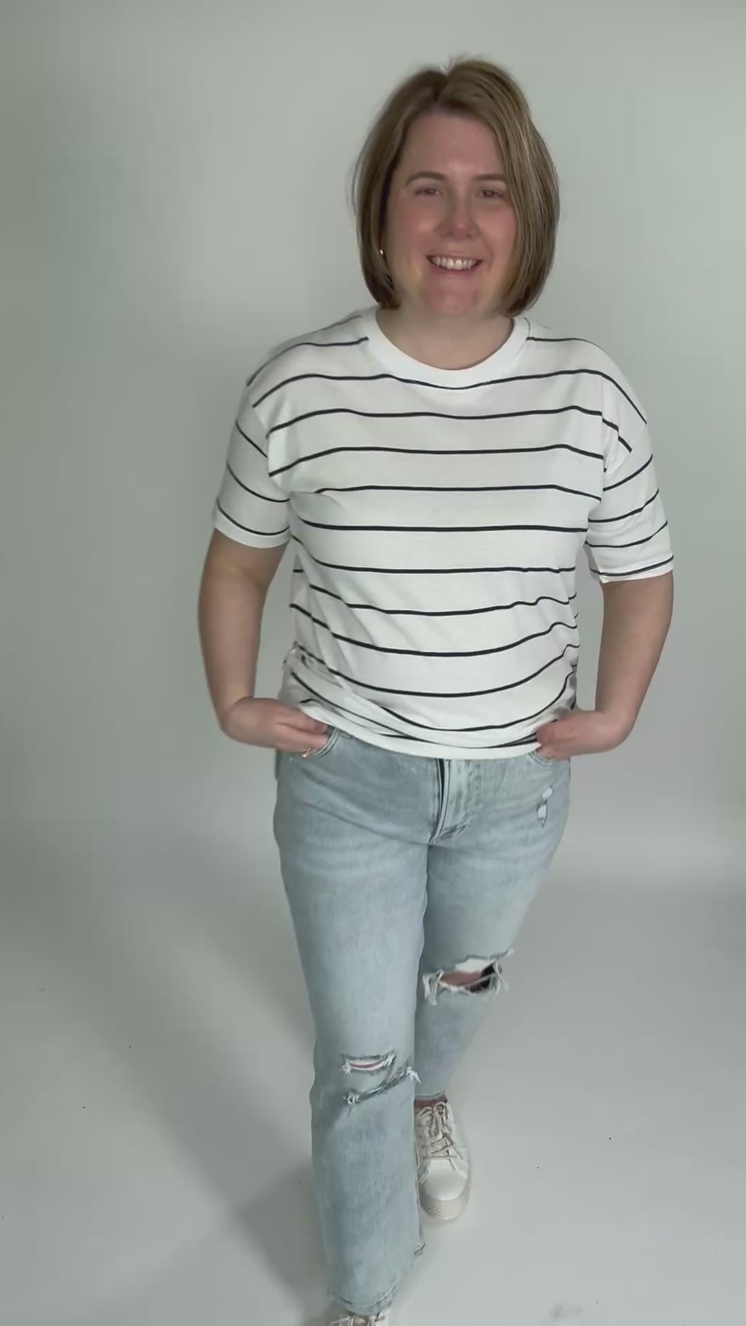 VERVET Flora Ripped Stretch Mom Jean- MEDIUM-FINAL SALE *31*