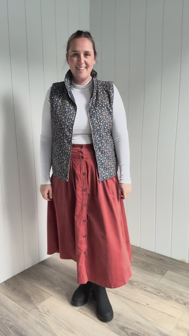 Hickory Zip Up Floral Print Corduroy Vest- NAVY/GOLD