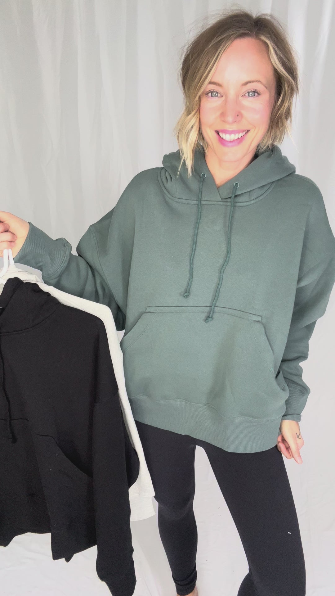 T+G Essential Oversized Fleece Hoodie- HTHR GREY