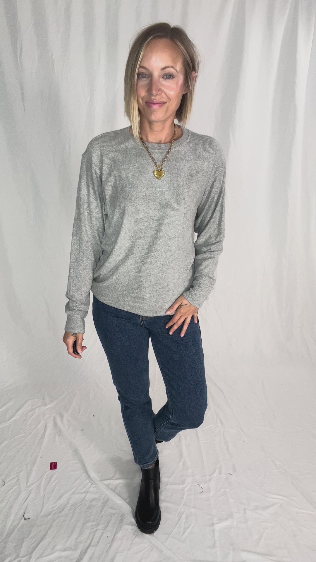 MICHELLE MAE Corrine Ribbed Pullover Long Sleeve- LIGHT GREY