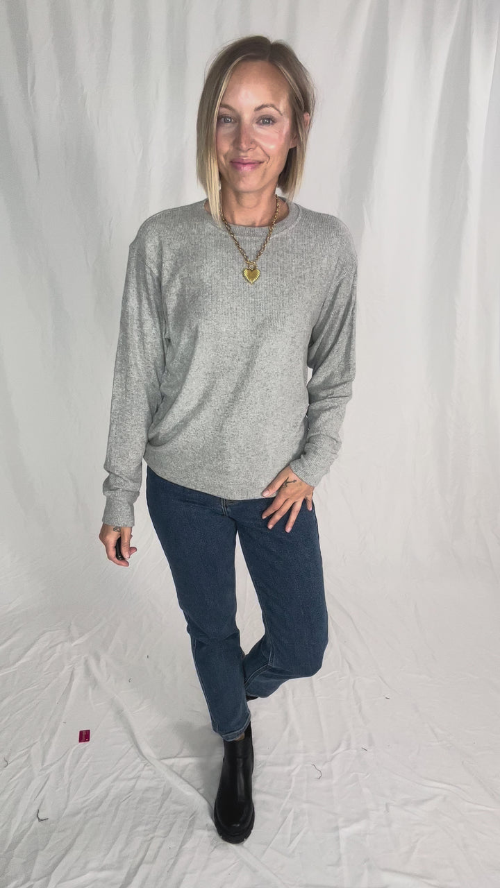 MICHELLE MAE Corrine Ribbed Pullover Long Sleeve- LIGHT GREY