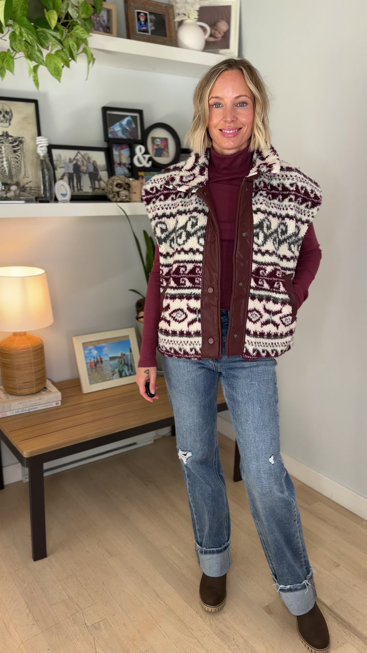 Celeste Oversized Sherpa Button Down Vest- MULBERRY
