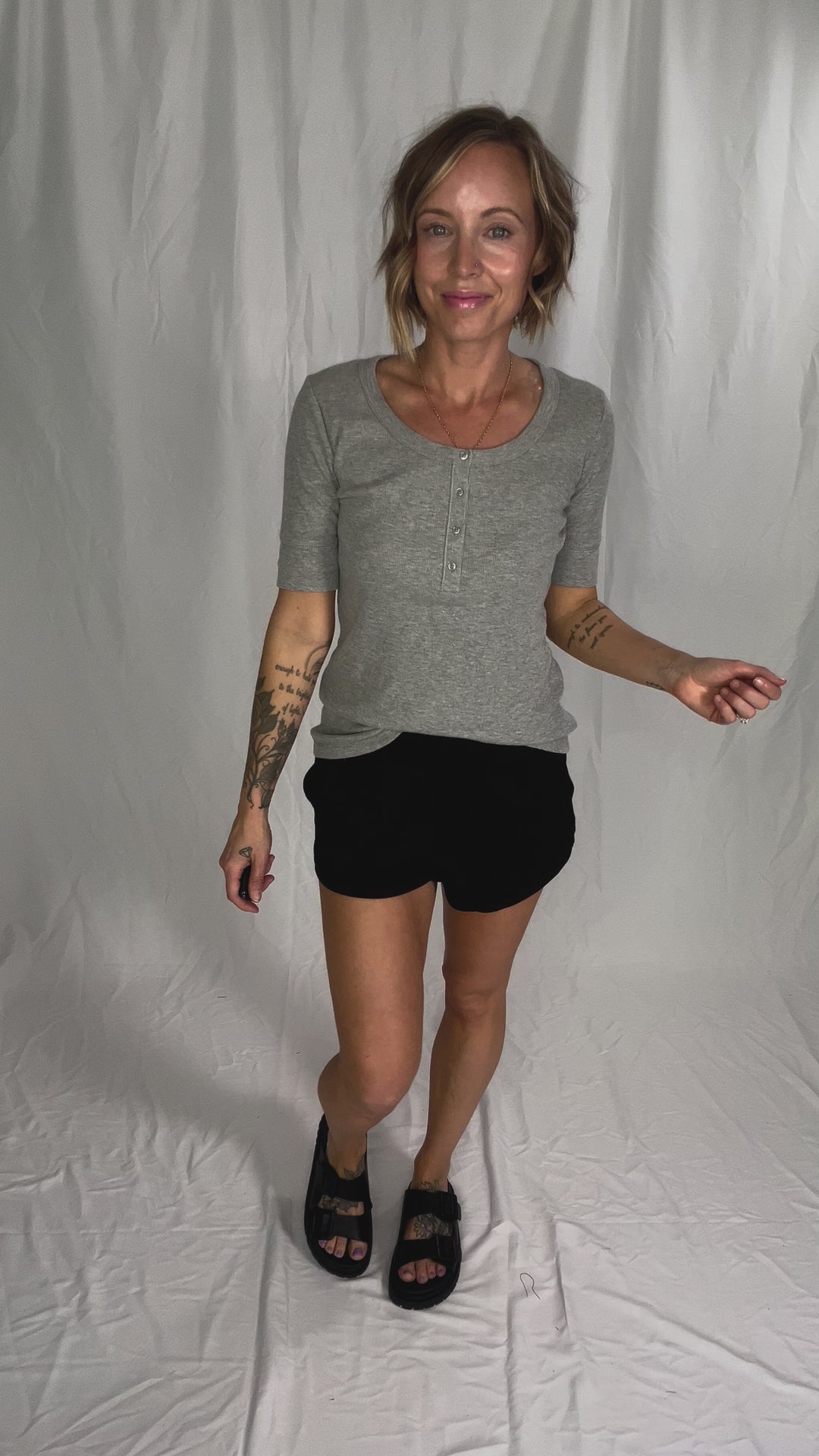 Melissa Ribbed 1/2 Sleeve Henley Top- HEATHER GREY