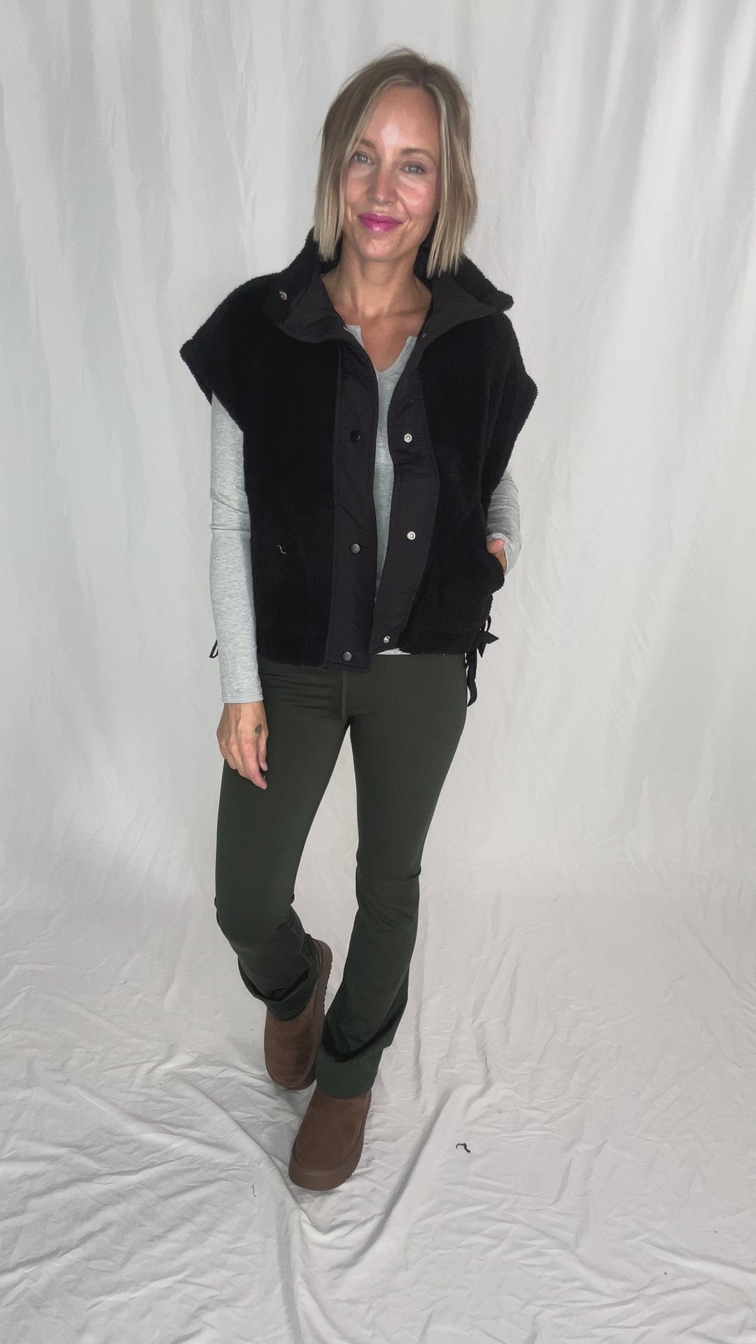 Roxannie Sherpa Vest- BLACK