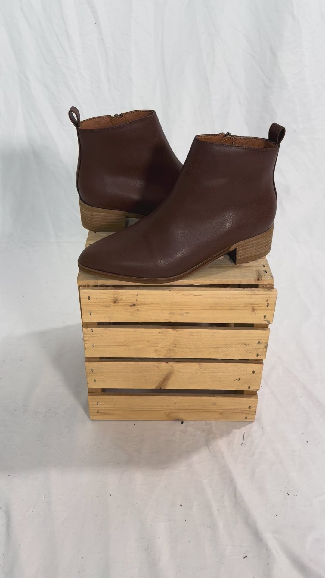 Borris Short Heel Bootie- BROWN