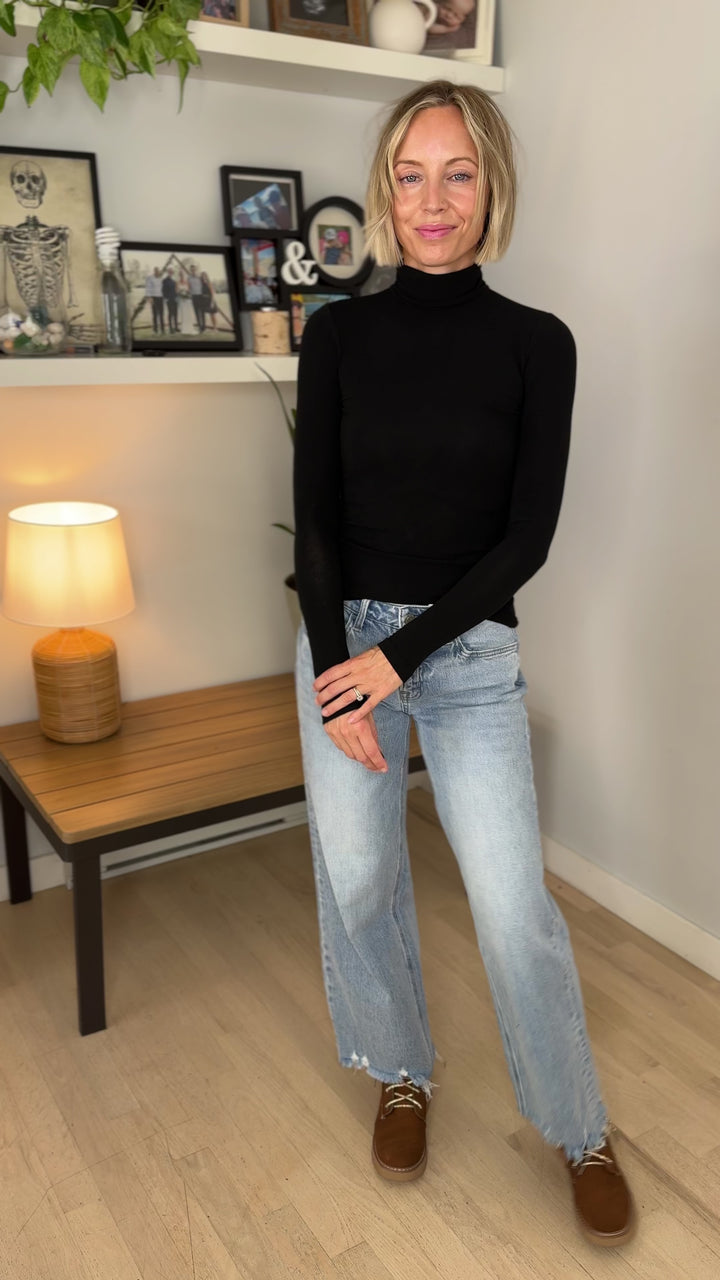 Only Glamour Roll Neck Long Sleeve- BLACK
