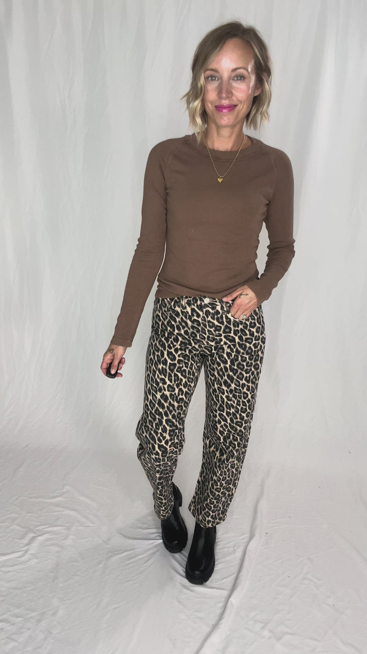 VERVET Morgen High Rise Barrel Jean- LEOPARD