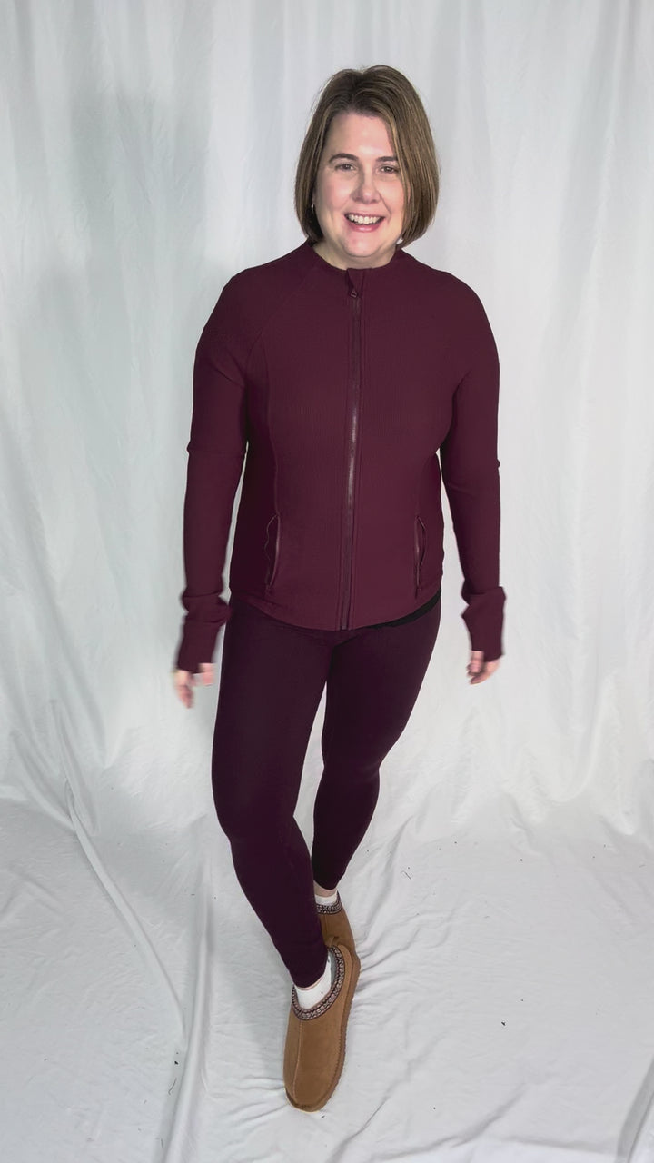 Aero Stretch Ribbed Jacket- WINE