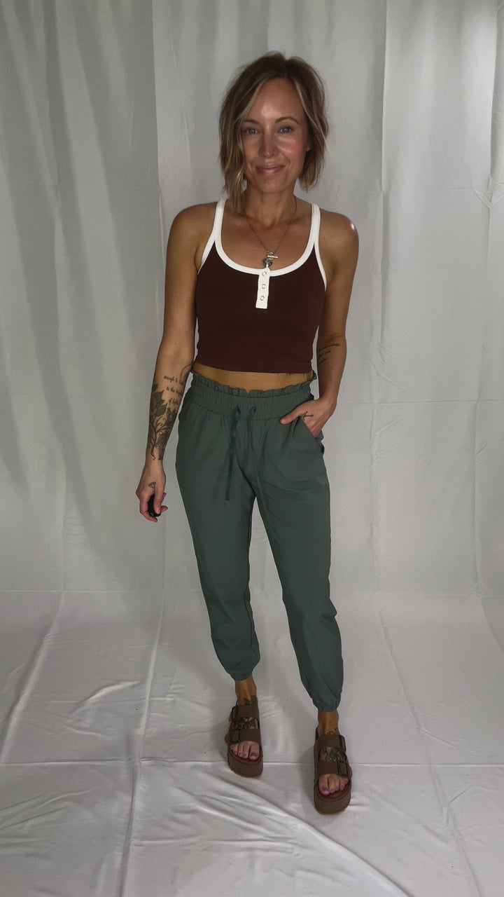 Thea Front Snap Button Contrast Top- BROWN