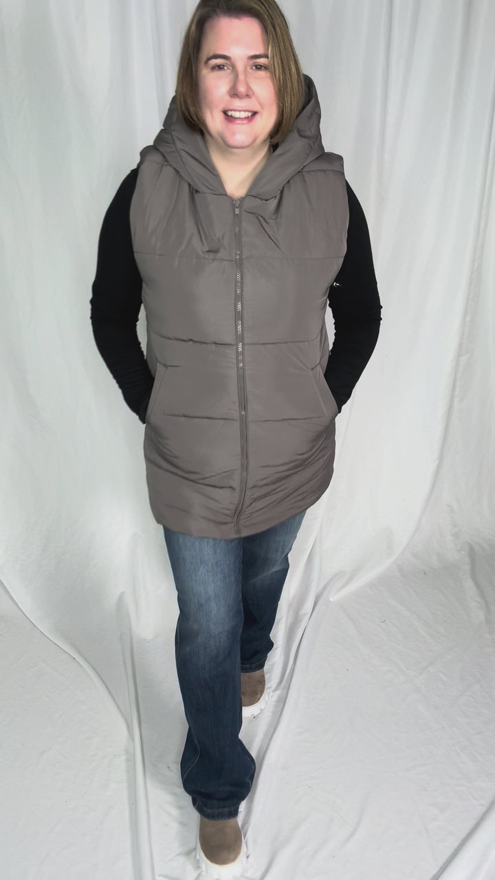 Frost + Fizz Puffer Vest- GUN METAL