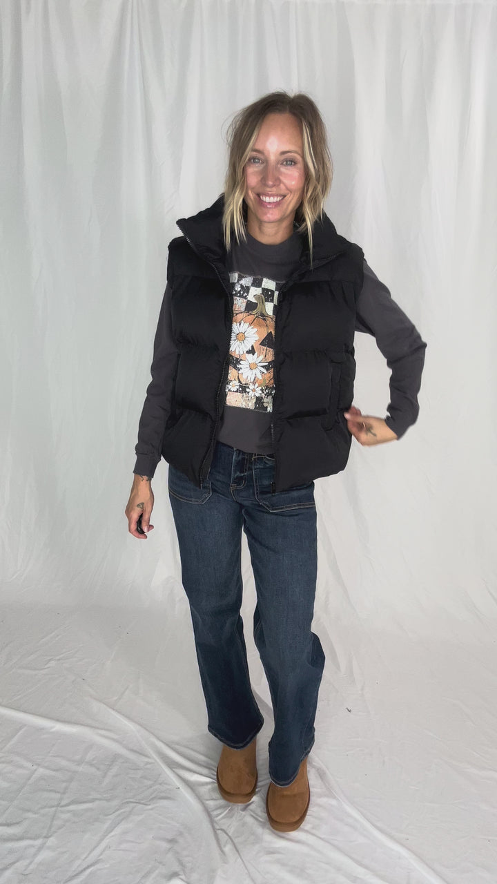 Checkered Pumpkin Graphic Long Sleeve- CHARCOAL