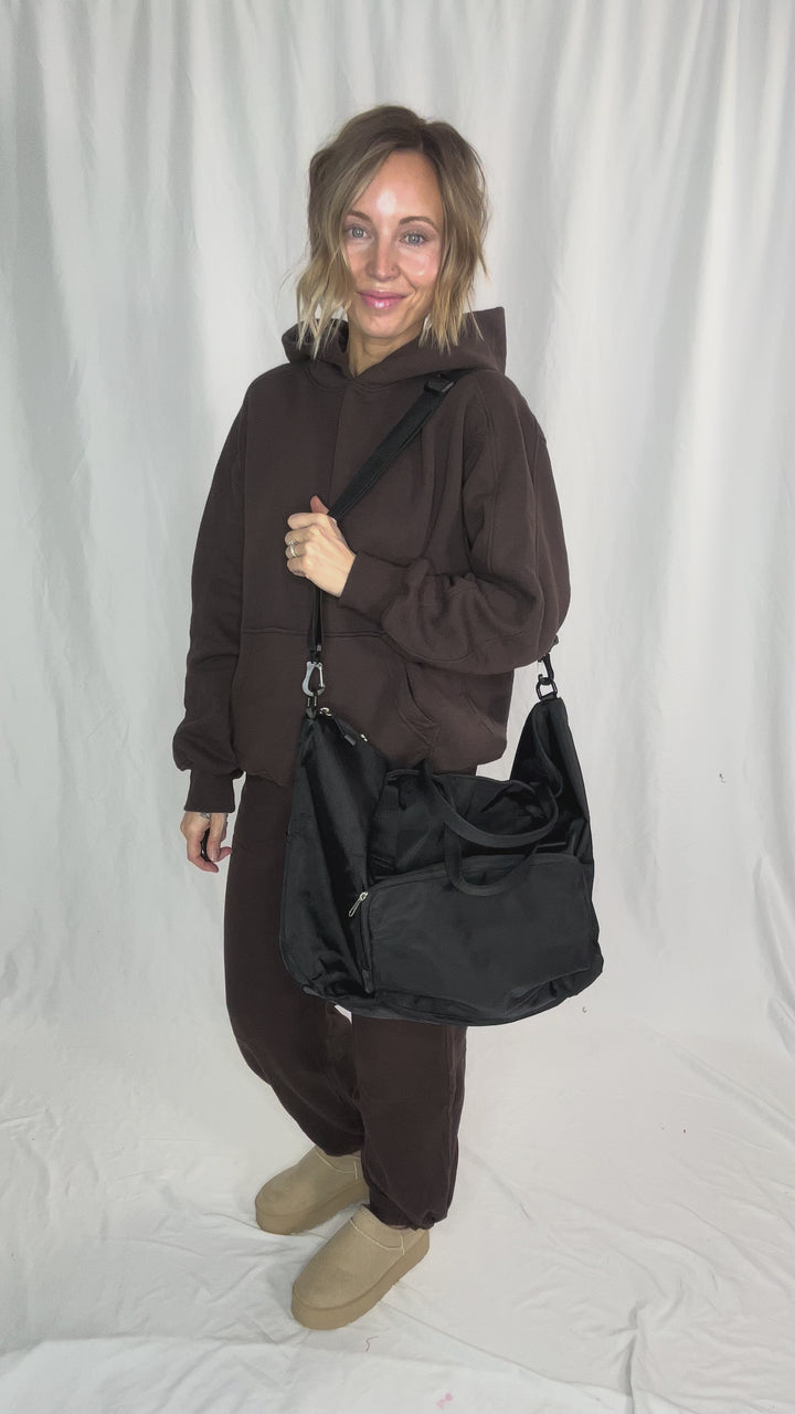 Essential Duffle Bag- BLACK